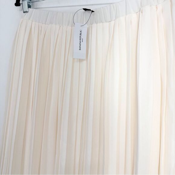 Banana Republic Factory Cream Pleated Yellow Green Hem Stripe A-Line Skirt NEW - Picture 13 of 16